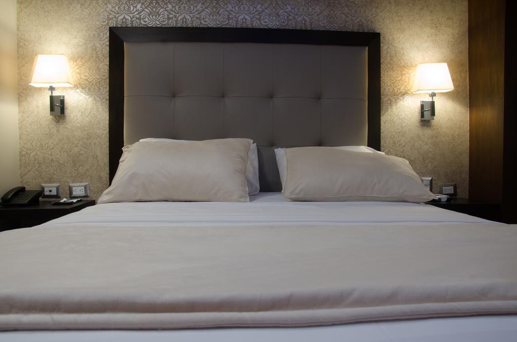 Hotel Veuxor ماتشالا الغرفة الصورة